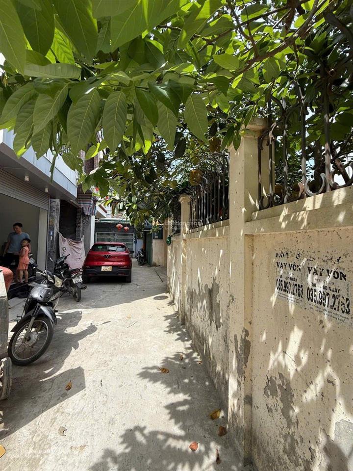 Chính chủ bán nhà đông mỹ, thanh trì  50m2  4 tầng  ngay cạnh sân bóng  ngõ ô tô tránh xe máy
