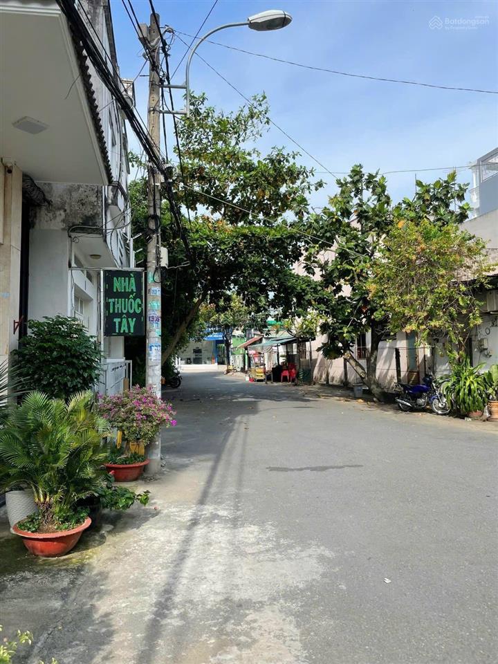 Bán nhà 1 trệt 2 lầu hẻm 1246 lê văn lương, đường nhựa 12m