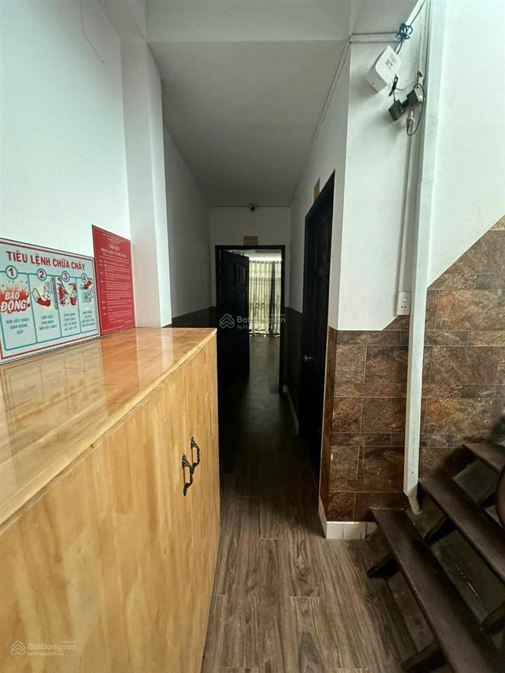 Bán gấp khách sạn, 5 tầng, kdc đường tên lửa, cách 300m aeon bình tân, 5x20 viu công viên giá chỉ h