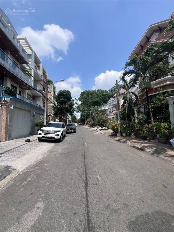 Bán nhà, 4 tầng, đường tên lửa với đường 7 ngay aeon bình tân, 4x20 giá chỉ 11 tỷ x xíu