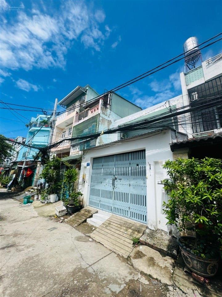 Bán gấp nhà 2 tầng, đường 2d, kdc nam hùng vương, bình tân, 5,3x20 vuông vức, hẻm 8m giá chỉ 8,3 tỷ