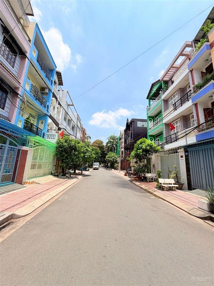 Chỉ hơn 8 tỷ, nhà 4 tầng phan anh, tô hiệu, tân phú, 4x18 vuông vức, hẻm 8m, không lộ giới.