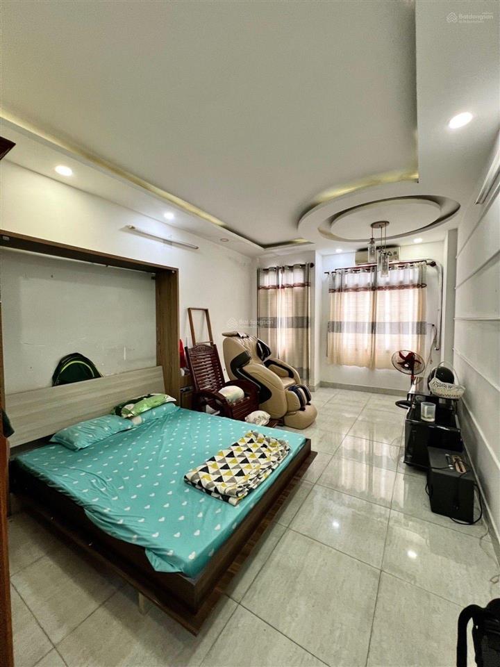 Bán nhà, 4 tầng, đường hậu giang, bình phú, hẻm 6m thông, 4x20m giá chỉ 7,2 tỷ