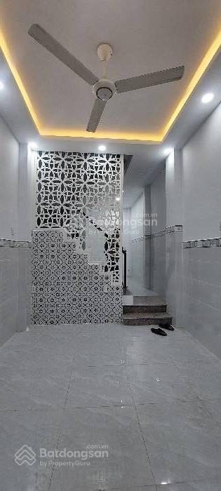 Nhà mặt tiền đường nhựa, ngay kdc lý chiêu hoàng, bình tân, 3x9m sổ hồng riêng, vuông vức, 1,9 tỷ