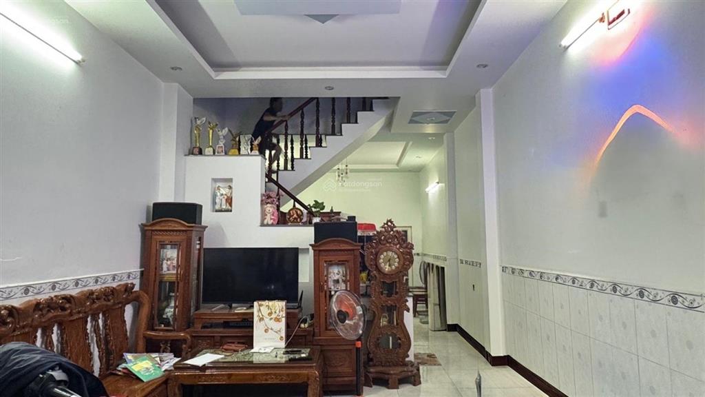 Bán gấp nhà 2 tầng, tân kỳ tân quý, gò xoài, bình tân, hẻm 5m vuông vức, không lộ giới, giá chỉ hơn