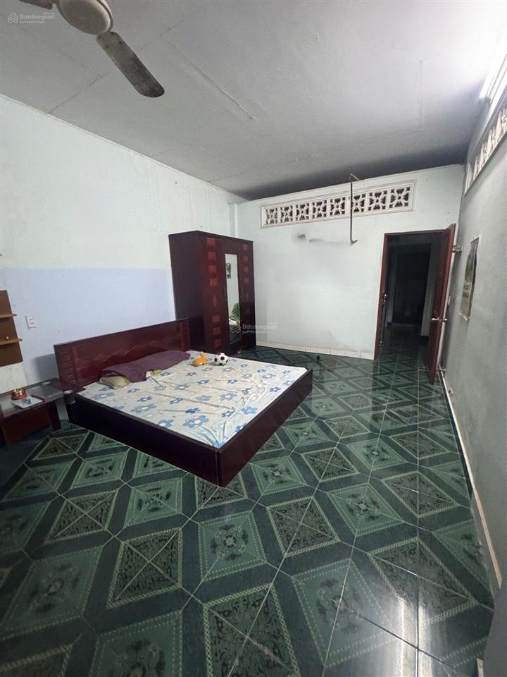 Bán gấp nhà 3 tầng, kinh dương vương, vòng xoay an lạc, bình tân, 4x16, hẻm 4m, vuông vức giá 4,2 t