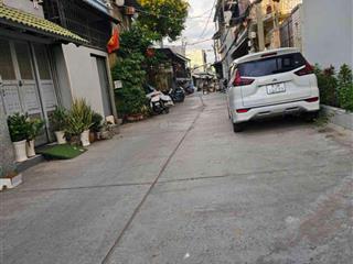 Bán gấp nhà 2 tầng, đường an dương vương, võ văn kiệt, bình tân, 5x18 vuông vức, hẻm 8m, giá chỉ 6,