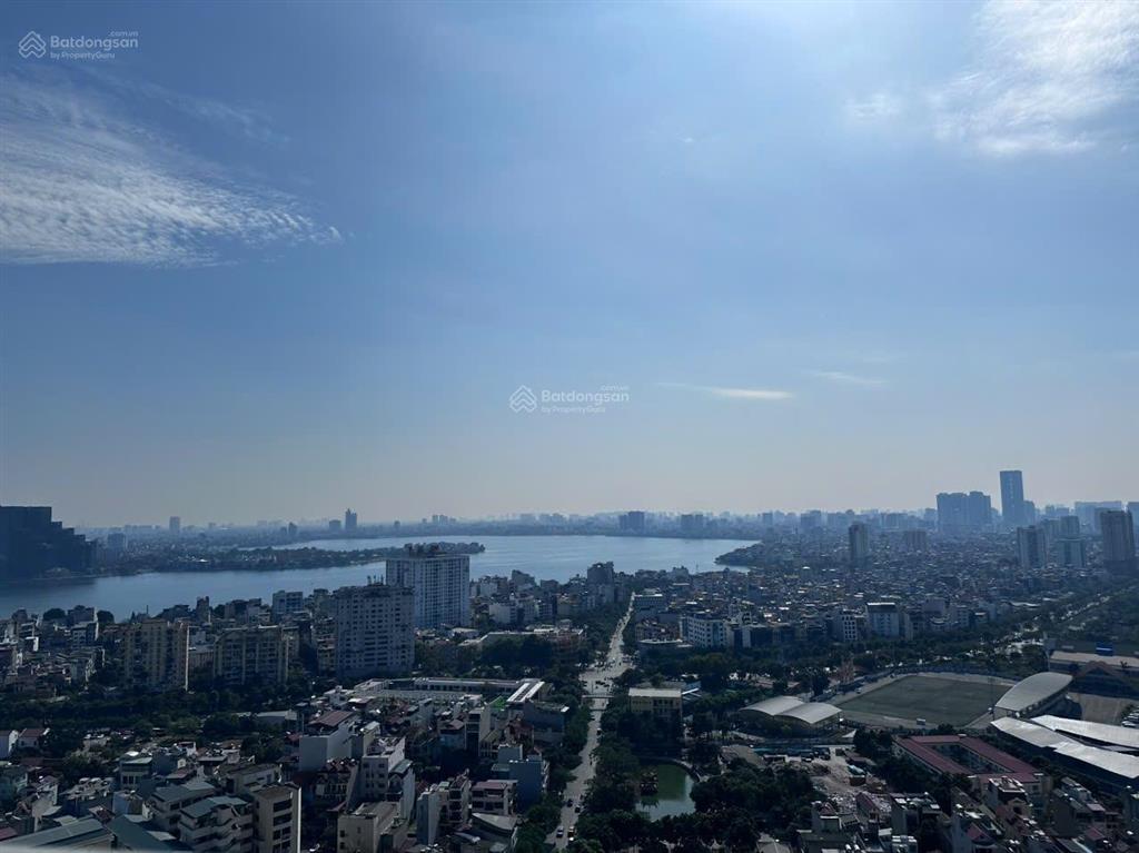 Em dũng có quỹ căn hộ 2, 3 và 4 ngủ tại kosmo tây hồ cần bán nhanh, view hồ tây rất đẹp, sẵn sổ