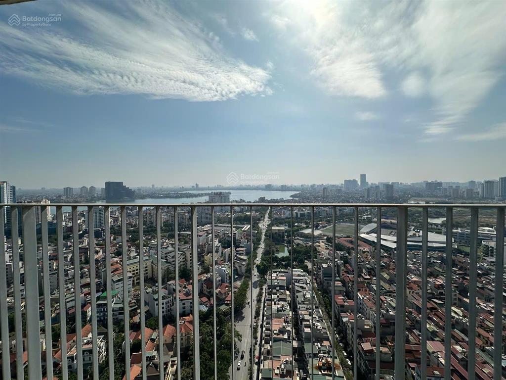 Em dũng có quỹ căn hộ 2, 3 và 4 ngủ tại kosmo tây hồ cần bán nhanh, view hồ tây rất đẹp, sẵn sổ