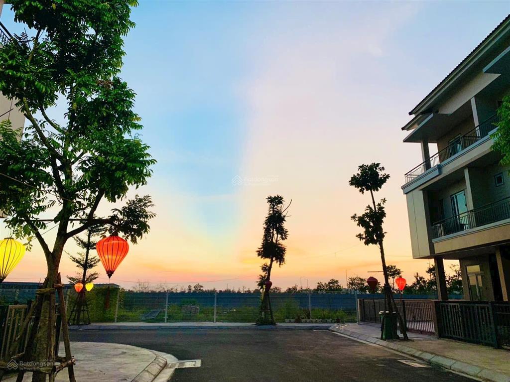 Bán gấp nhà liền kề view công viên  centa city hải phòng