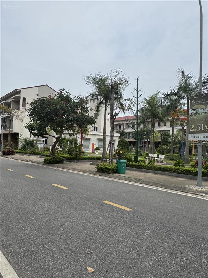Bán gấp nhà liền kề view công viên  centa city hải phòng