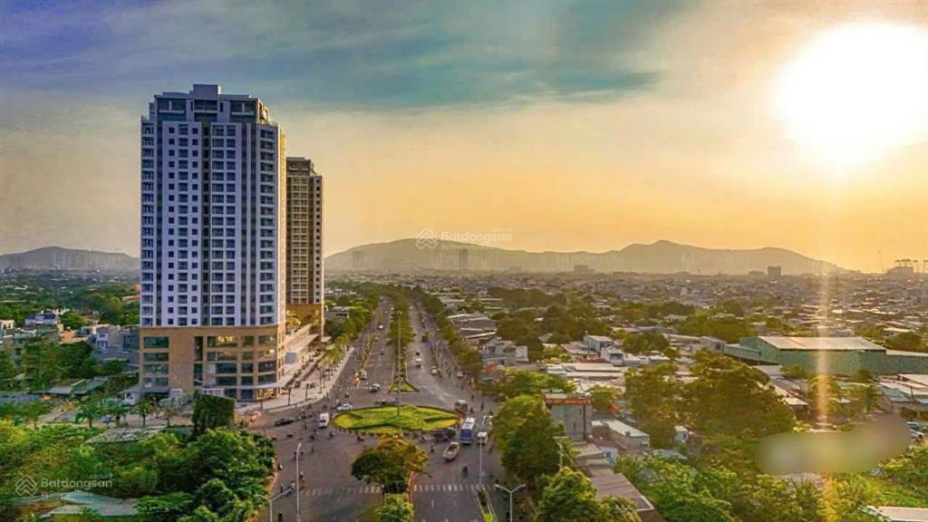 Chủ cần ra gấp căn 07 tầng cao, view đẹp chỉ 4,2 tỷ, nhà bàn giao cơ bản, giá đầu tư