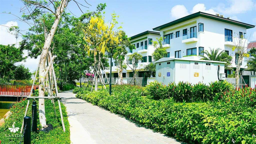 Bán liền kề ngang 5, diện tích 77,5m2, sẵn sổ hồng công chứng ngay. giá chỉ 6,5 tỷ