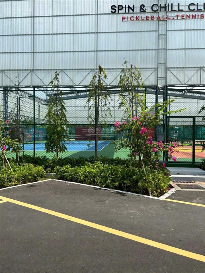 Bán liền kề ngang 5, diện tích 77,5m2, sẵn sổ hồng công chứng ngay. giá chỉ 6,5 tỷ