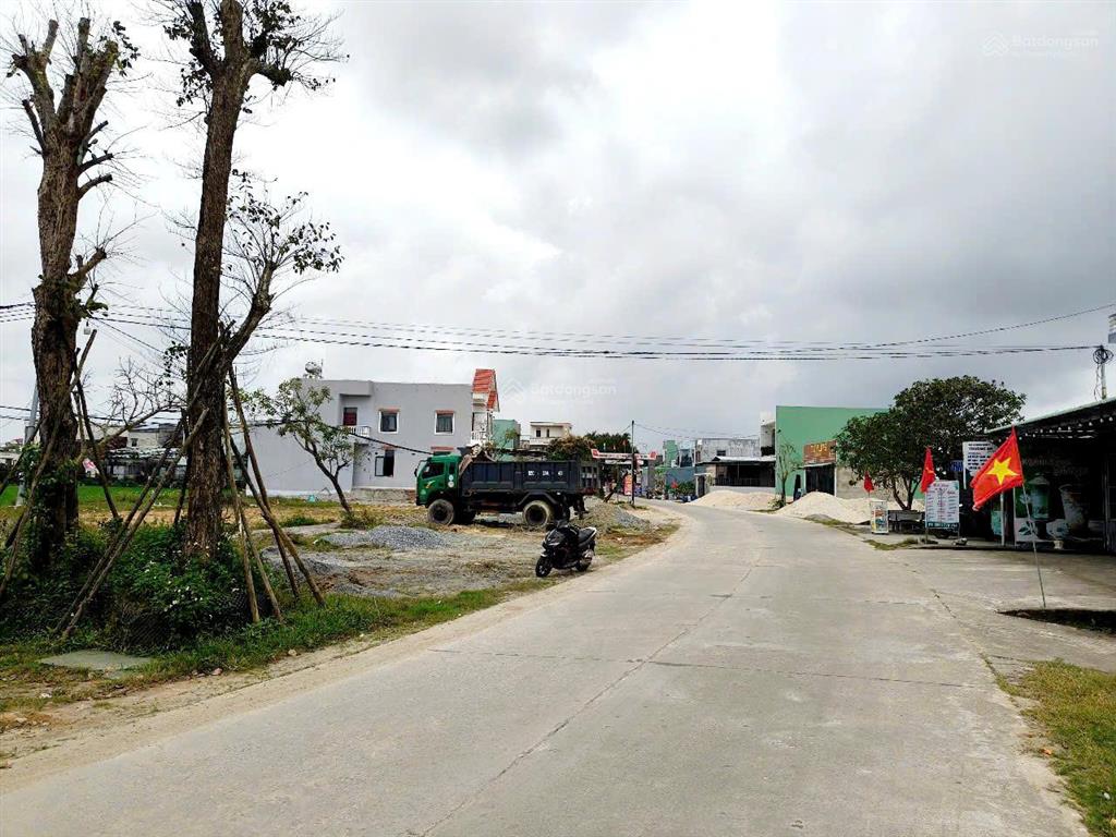 Bán 2 lô đất đường 30m thông xuống biển, ngay chợ ngọc phô, thăng bình, giá 1,65 tỷ