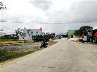 Bán lô liền kề đất 111m2/lô đường 30m thông xuống biển, ngay chợ ngọc phô, thăng bình, giá 1,7 tỷ