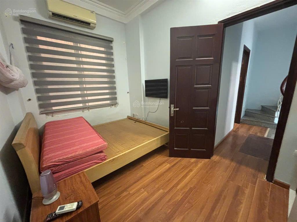 Tôi chính chủ bán nhà ngõ 58 ngách 31.8 thanh bình, dt 35m2, 4 tầng, 4 ngủ. giá 7,8 tỷ