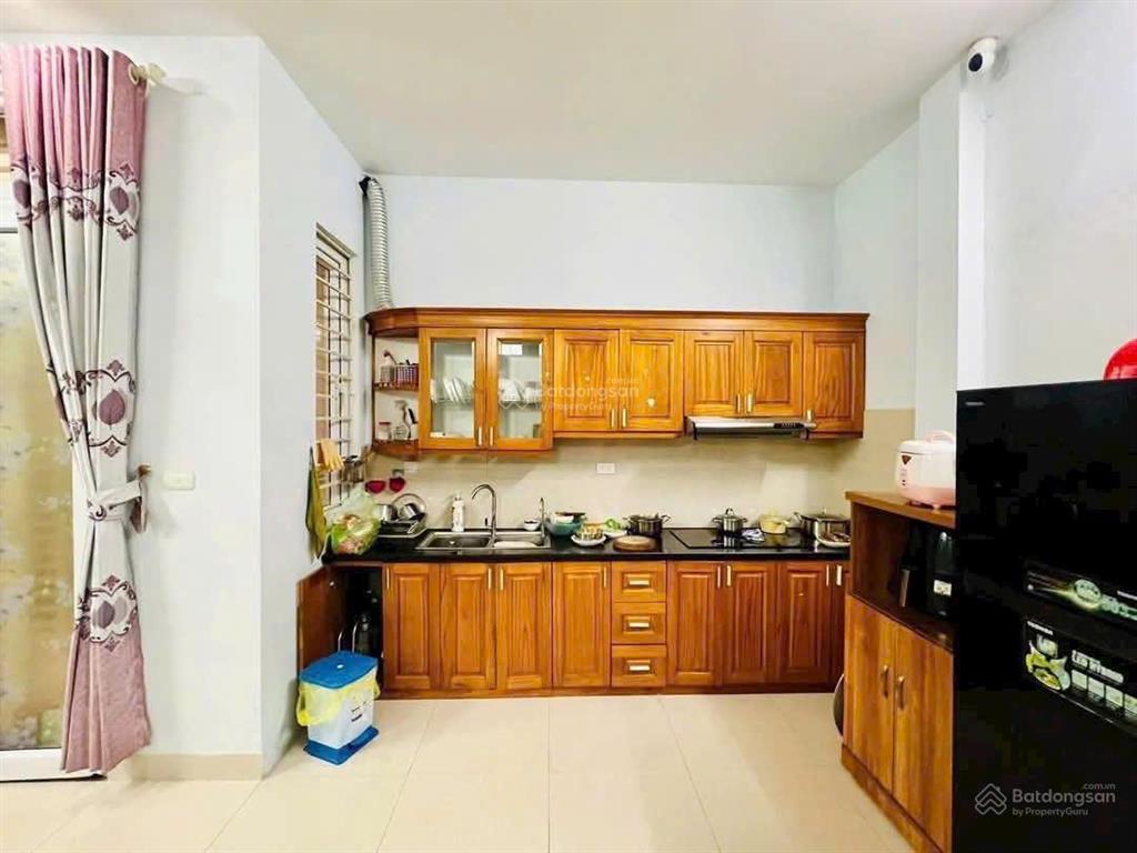 Tôi chính chủ bán nhà ngõ 58 ngách 31.8 thanh bình, dt 35m2, 4 tầng, 4 ngủ. giá 7,8 tỷ