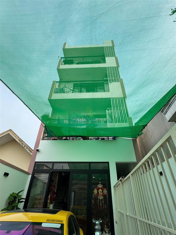 Nhà mặt tiền sẵn có doanh thu 350 triệu/năm