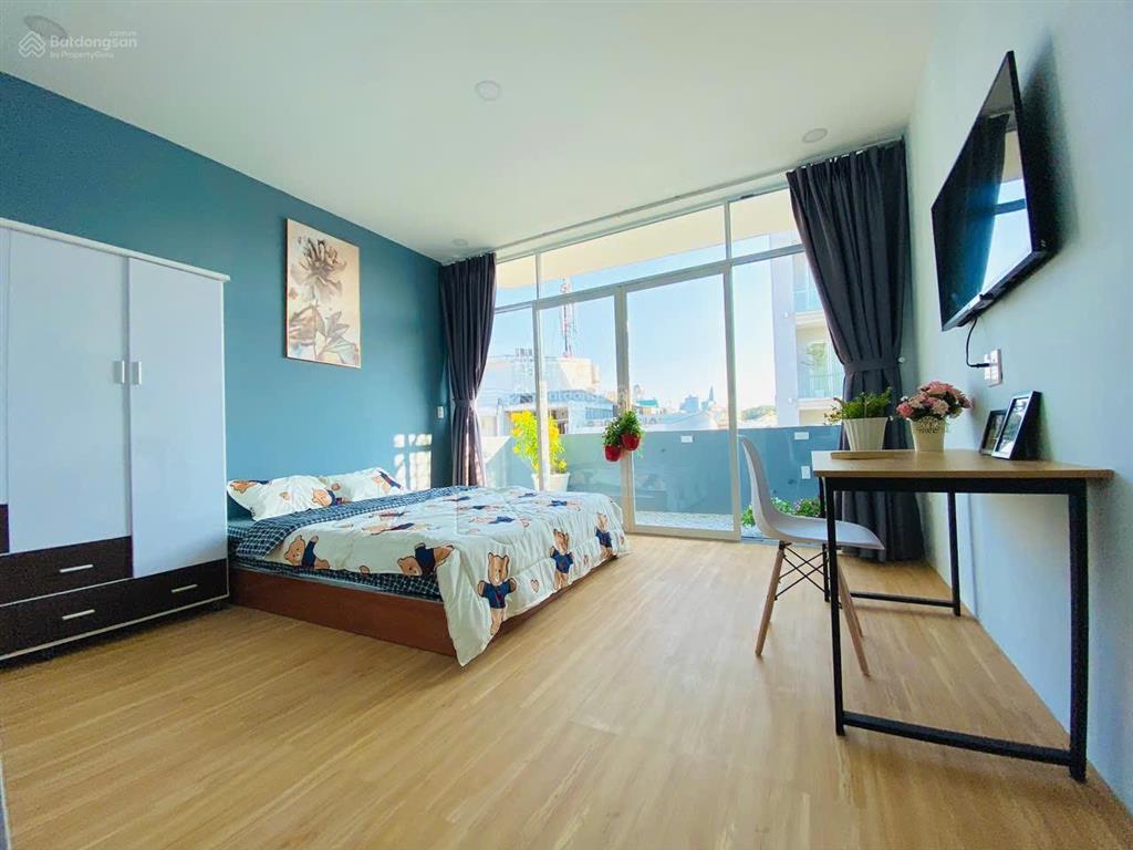 Cho thuê chdv 1pn 2 ban công mặt tiền, máy giặt riêng, free dọn phòng, thay drap ngay cầu thị nghè