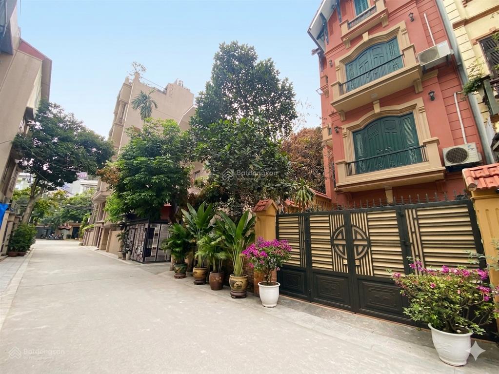 Bán biệt thự cổ phố lâm hạ, 90m 4 tầng , vỉa hè,dân trí, khu vực đẹp nhất long biên. nhỉnh 30 tỷ