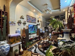 Bán nhà ái mộ, bồ đề, lb. 32m2 5 tầng, ngay bệnh viện tâm anh, ô tô đỗ gần. hơn 7 tỷ
