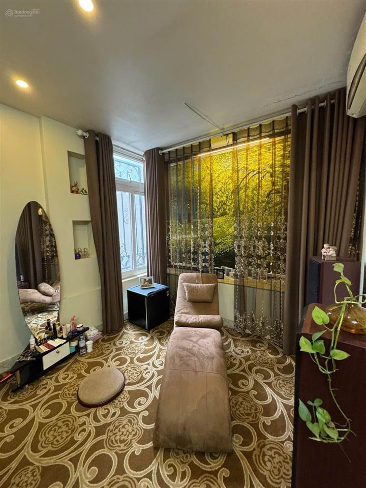Bán nhà ái mộ, bồ đề, lb. 32m2 5 tầng, ngay bệnh viện tâm anh, ô tô đỗ gần. hơn 7 tỷ