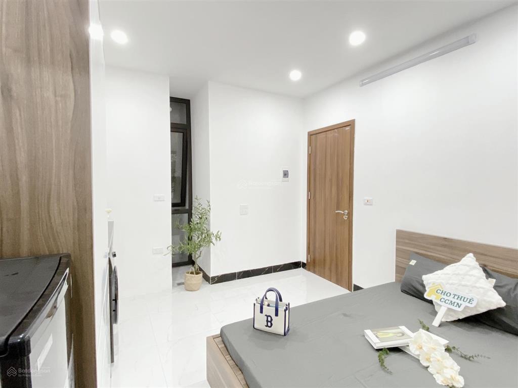 Cho thuê ccmn đầy đủ đồ có ban công, máy giặt riêng tại lê văn lương ở ngay giá chỉ 4tr5/1th