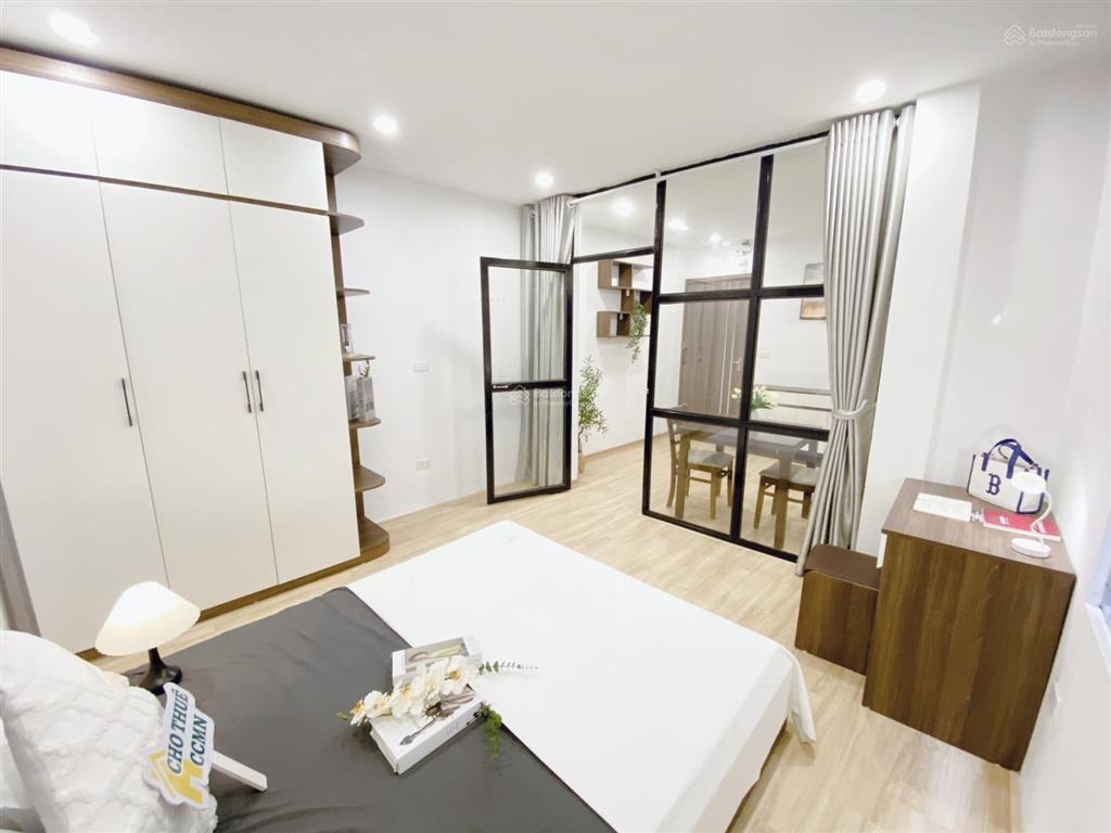 Chính chủ cho thuê 1n1k 35m2 có ban công tại 329 cầu giấy full đồ cơ bản ở luôn
