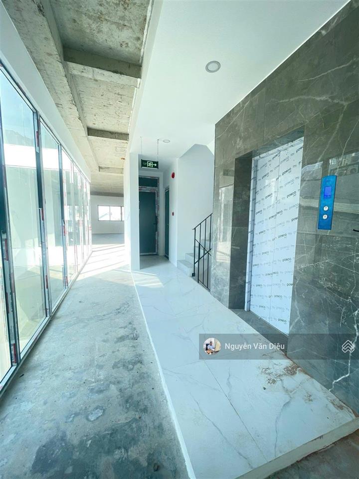 Bán tòa nhà mặt tiền đường nguyễn duy trinh  dt 22mx100m  hầm 8 tầng hđt 600tr/th  giá 135 tỷ