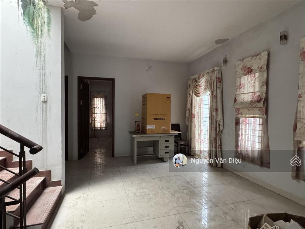 Bán tòa nhà mặt tiền đường nguyễn duy trinh  dt 22mx100m  hầm 8 tầng hđt 600tr/th  giá 135 tỷ