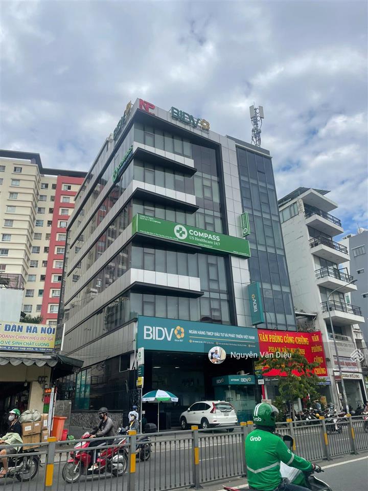 Bán tòa nhà góc 2 mặt tiền đường nguyễn duy trinh quận 2  dt 12x32m nh 22m  5 tầng  giá 85 tỷ