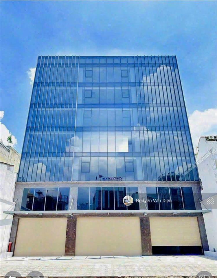 Siêu vị trí ! bán nhà măt tiền đường lê quang định  dt 23x27m hầm 8 tầng hđt 600tr/th giá 99 tỷ