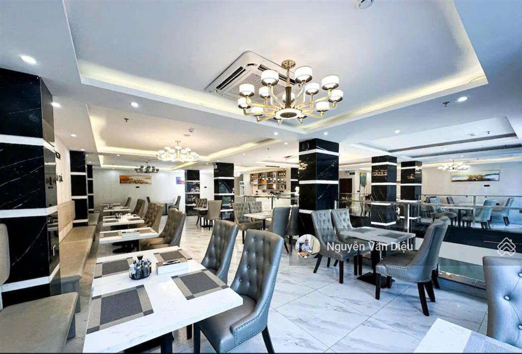 Rẻ nhất tân phú  tòa nhà góc 2 mặt tiền đường hòa bình  40x55m hầm 10 tầng  hđt 800tr/th 135 tỷ