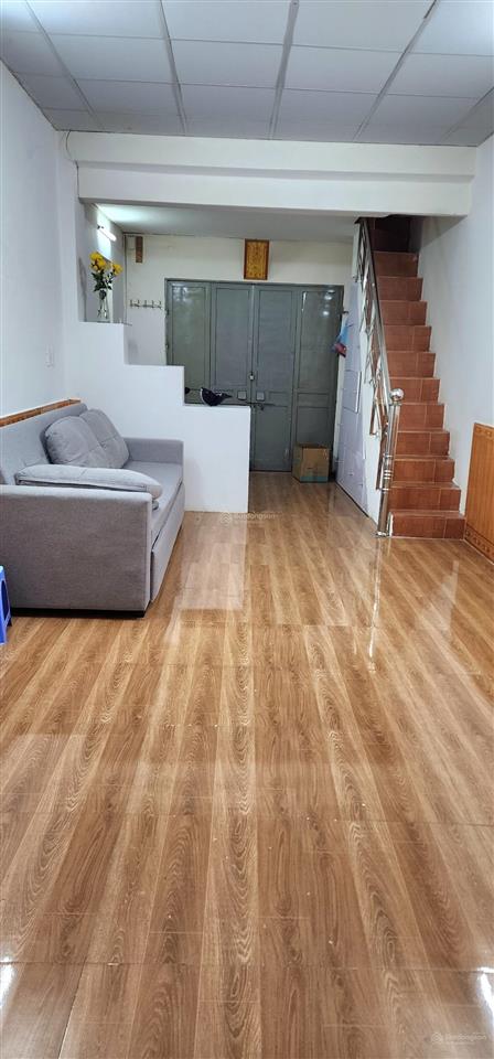 Cho thuê nhà riêng tại ngõ 199 lò đúc, 6,9 triệu vnd, 70m2, 2pn, 2wc, chính chủ