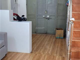 Cho thuê nhà riêng tại ngõ 199 lò đúc, 6,9 triệu vnd, 70m2, 2pn, 2wc, chính chủ