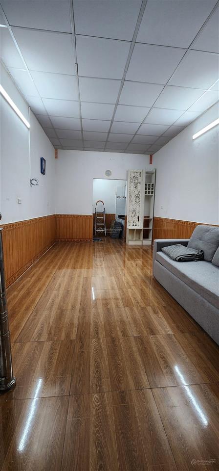 Cho thuê nhà riêng tại ngõ 199 lò đúc, 6,9 triệu vnd, 70m2, 2pn, 2wc, chính chủ