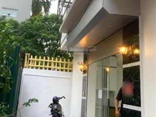 Chính chủ đông ngạc cần bán  lô góc  32m 5 tầng nhỉnh 5 tỷ
