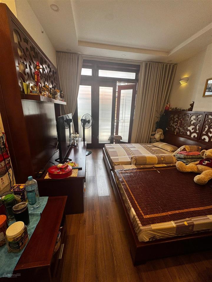 Chính chủ bán nhà hxh điện biên phủ, phường sài gòn (q1 cũ) diện tích 4m x 18m, 4 tầng, giá 18,5 tỷ