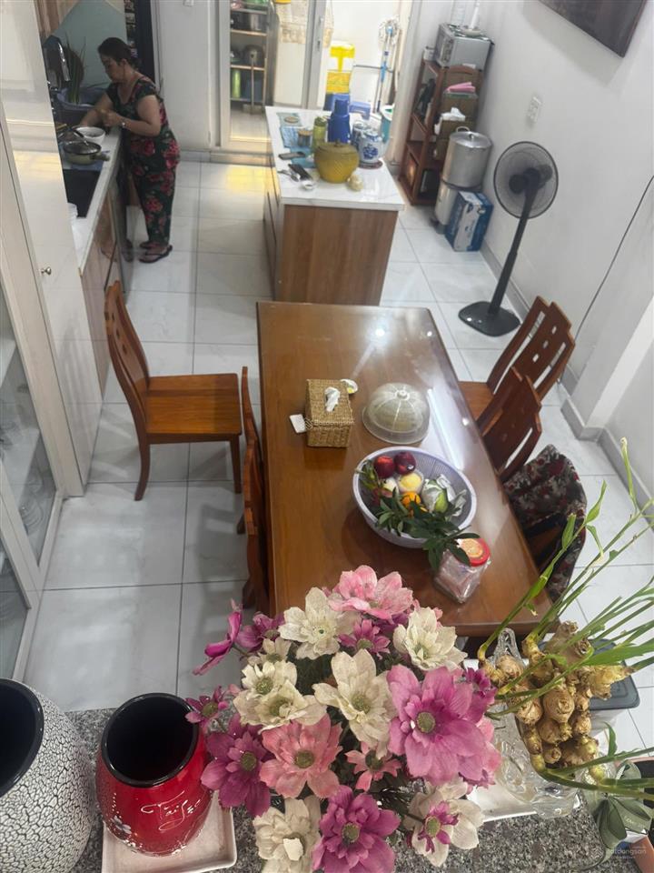 Chính chủ bán nhà hxh điện biên phủ, phường sài gòn (q1 cũ) diện tích 4m x 18m, 4 tầng, giá 18,5 tỷ