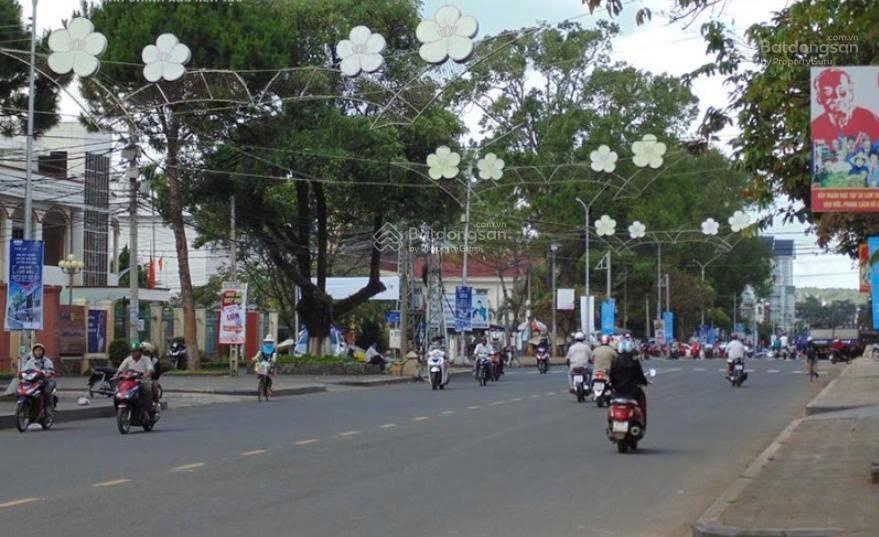 Chính chủ bán 1062m2 đất mặt tiền hoàng văn thụ. tp đà lạt. giá 69,5 tỷ thương lượng