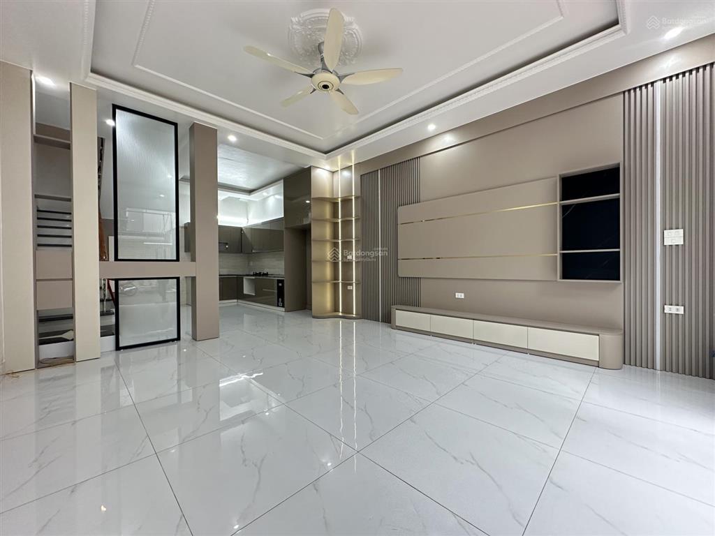 Nhà 3 tầng 50m2 tại tdc xi măng, sở dầu hồng bàng đường thông 12m giá chỉ 5,2 tỷ