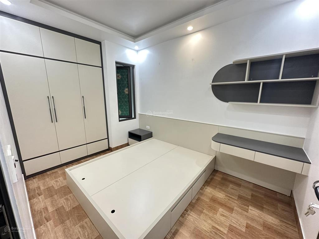 Nhà 3 tầng 50m2 tại tdc xi măng, sở dầu hồng bàng đường thông 12m giá chỉ 5,2 tỷ