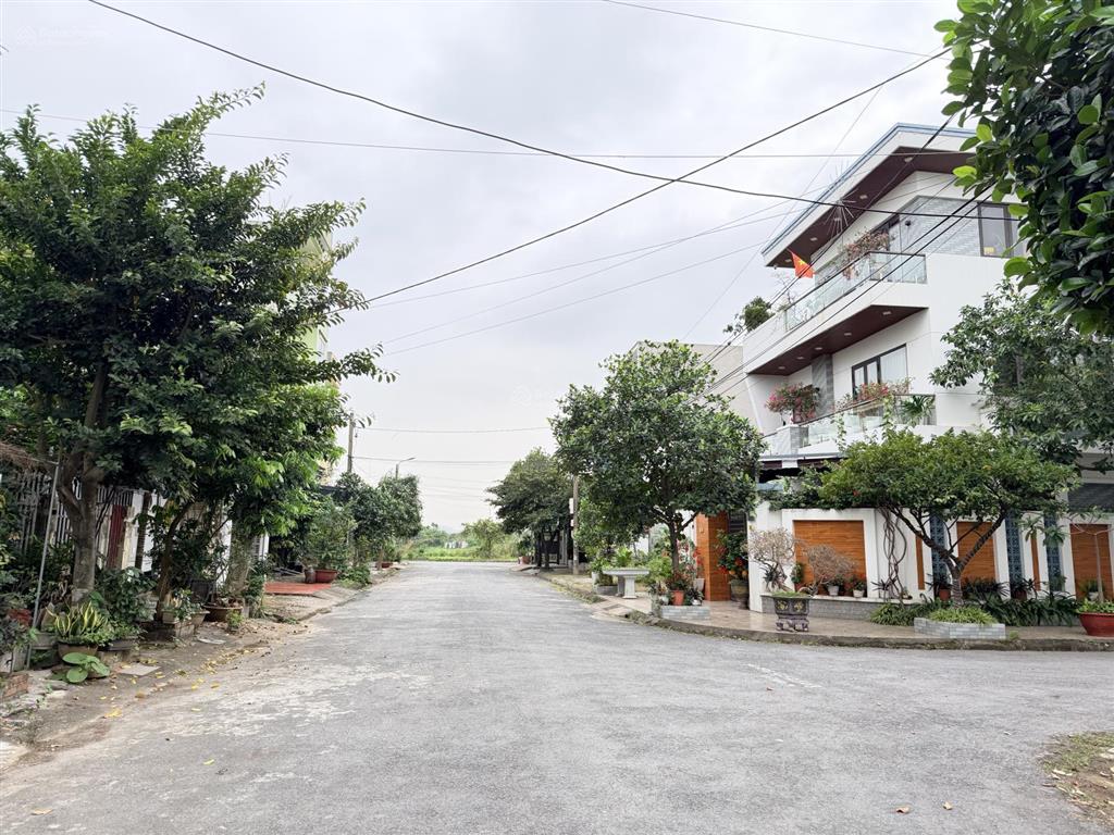 Mr.tuấn bán đất tặng nhà cấp 4 chung cư hoàng mai,an dương 100m đường 15m thông giá 4,8 tỷ