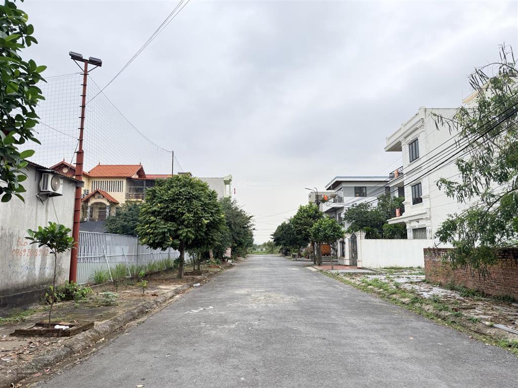 Mr.tuấn bán đất tặng nhà cấp 4 chung cư hoàng mai,an dương 100m đường 15m thông giá 4,8 tỷ