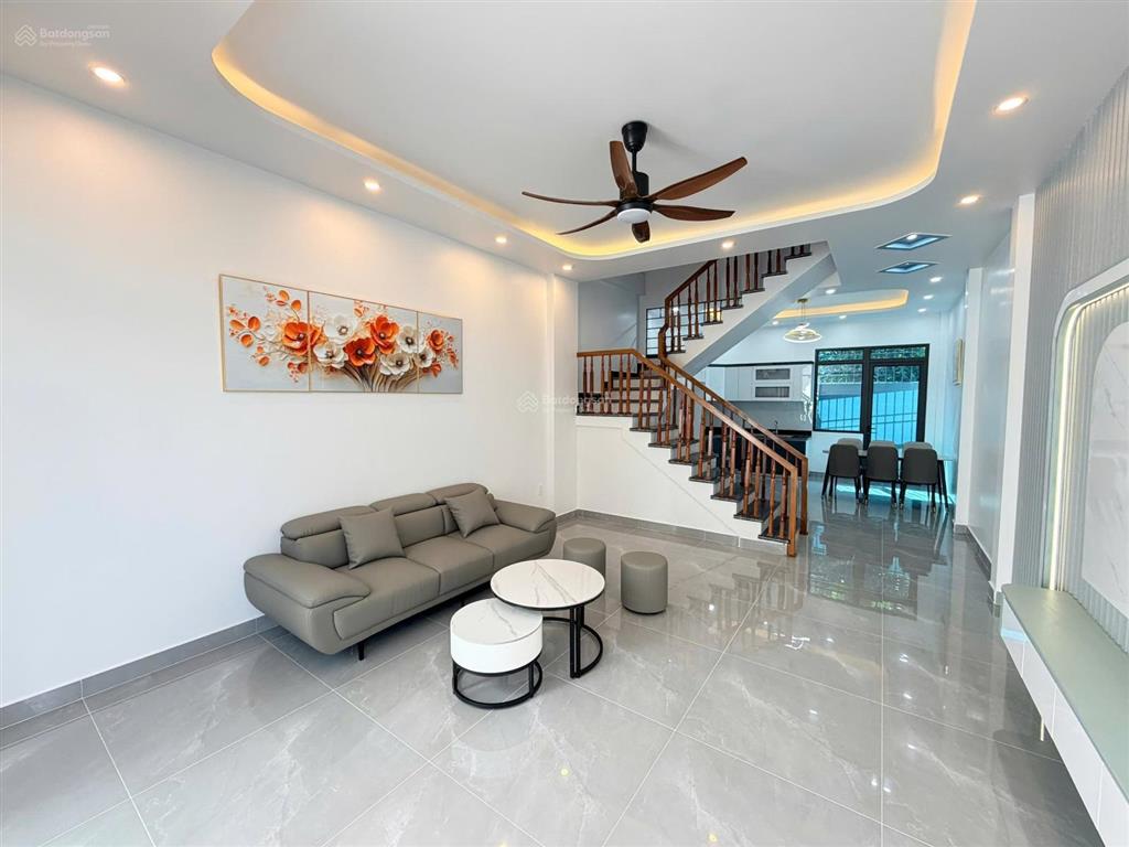 Mr. tuấn nhà 3 tầng diện tích 58m bạch mai, đồng thái (ngay viện tiệp 2) giá 2,85 tỷ