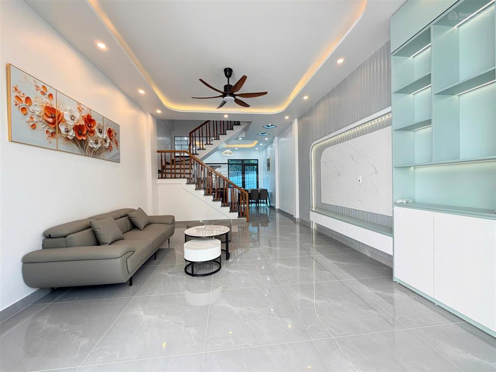 Mr. tuấn nhà 3 tầng diện tích 58m bạch mai, đồng thái (ngay viện tiệp 2) giá 2,85 tỷ