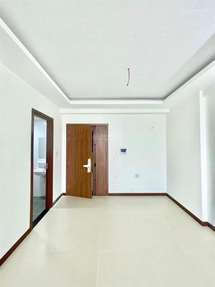 Bán gấp iris tower 1pn45m2 sổ hồng sẵn, hỗ trợ vay bank giá chỉ 1,22 tỷ bao gồm tất cả chi phí.