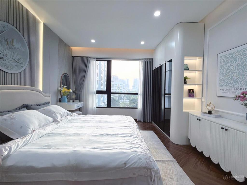 Giá tốt! thiện chí bán nhanh căn góc 3pn tầng 05  110m2 tại timescity full nội thất mới