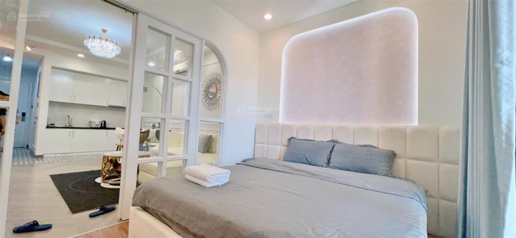 Bán căn 1pn rẻ nhất timecity, tầng đẹp, hướng nam, giá chỉ 5tỷ699, sổ đỏ cầm tay  0964 862 ***